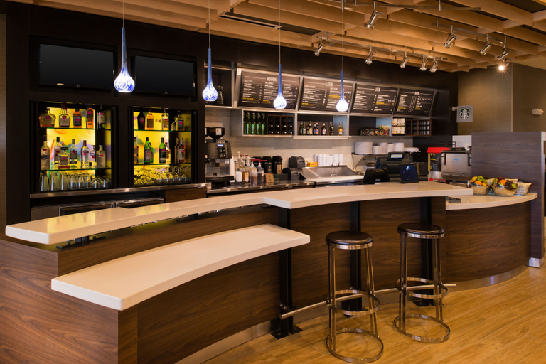 Food & Drinks 5, Courtyard Jacksonville, Onslow