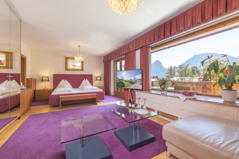 Bedroom 4, Hotel Furian, Gmunden