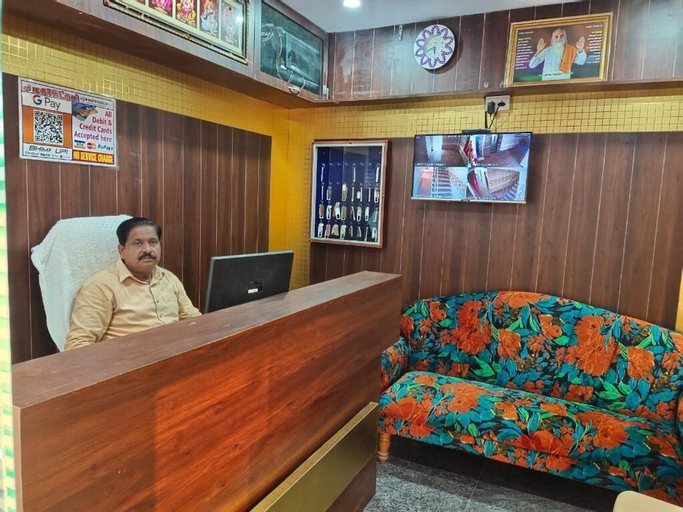 Public Area 2, Sri Mahalakshmi Deluxe Lodge, Vellore