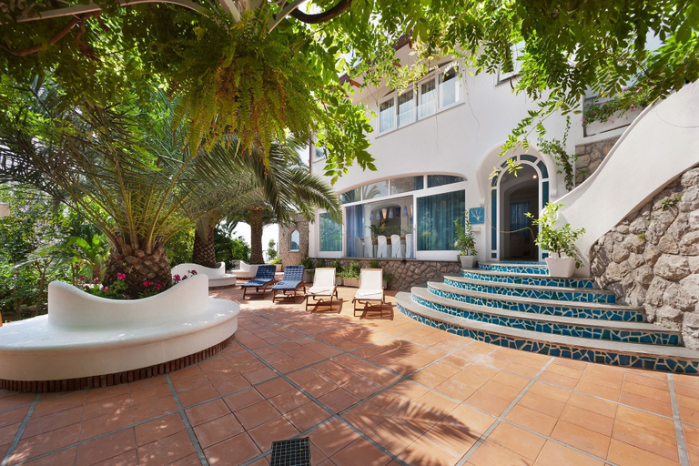 Exterior & Views, Villa Ariadne, Napoli