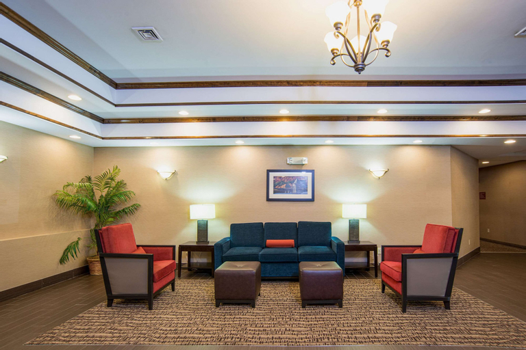 Public Area 2, Comfort Inn Naugatuck-Shelton, CT, New Haven