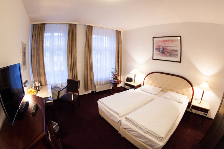 Bedroom 3, Hotel Prens Berlin, Berlin