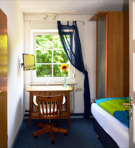 Bedroom 4, Hotel Herberge zur Traube, Heilbronn