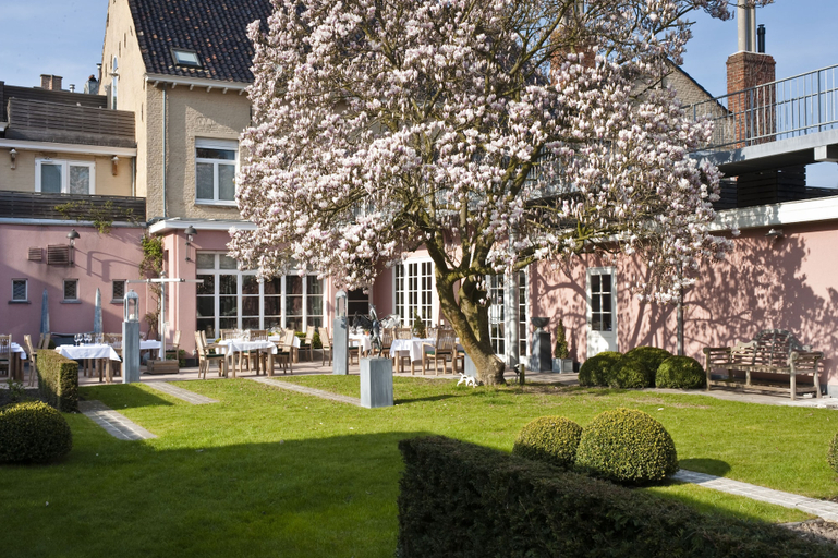 Exterior & Views 2, Hotel Recour, West-Vlaanderen