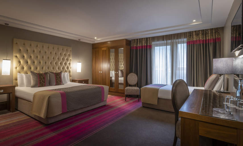 Bedroom 3, The Maritime Hotel