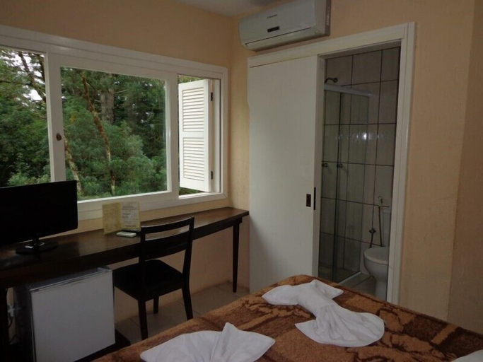 Bedroom 2, Pousada Nosso Lar, Gramado