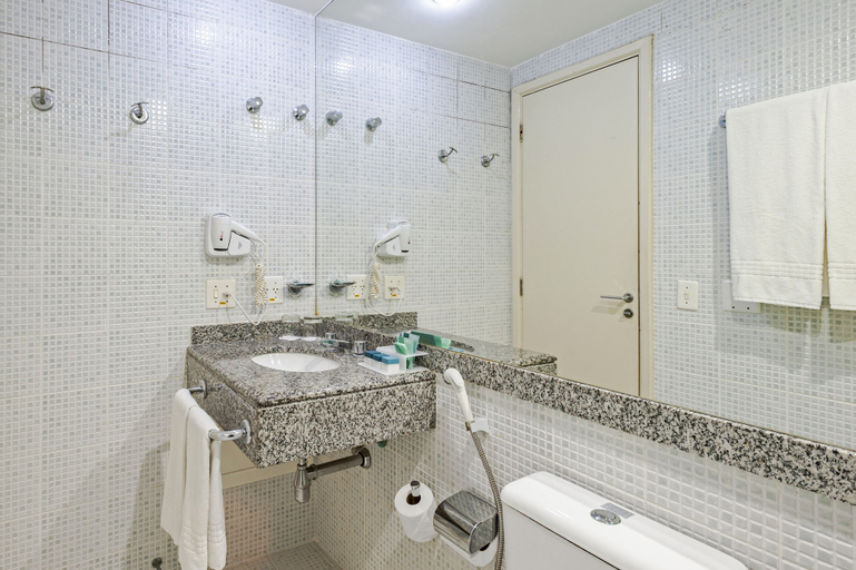 Bathroom 4, SLAVIERO Moema, São Paulo