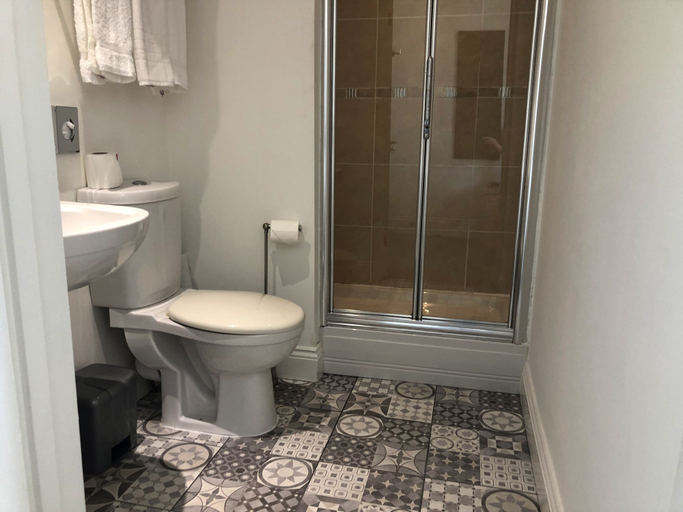 Bathroom 3, The Deeping Stage, Lincolnshire