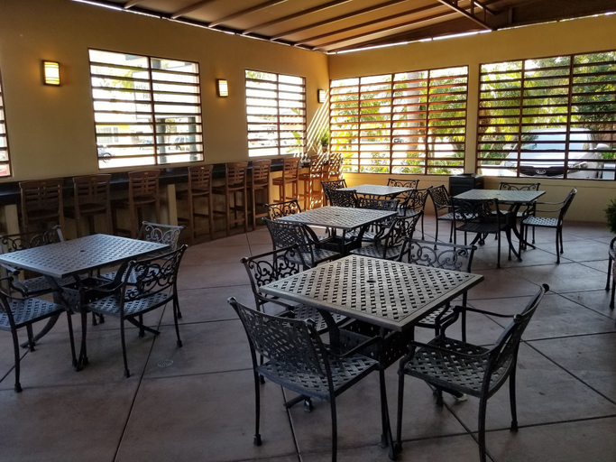 Food & Drinks 5, Quality Inn & Suites Anaheim Maingate, Orange
