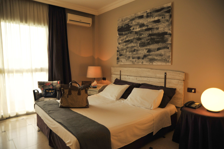 Bedroom 3, Domizia Palace Hotel, Caserta