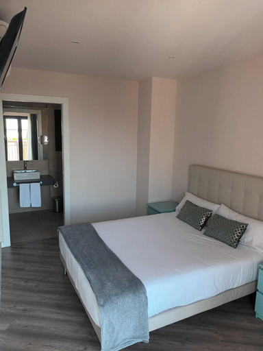 Bedroom 5, Hotel Monegal, Barcelona