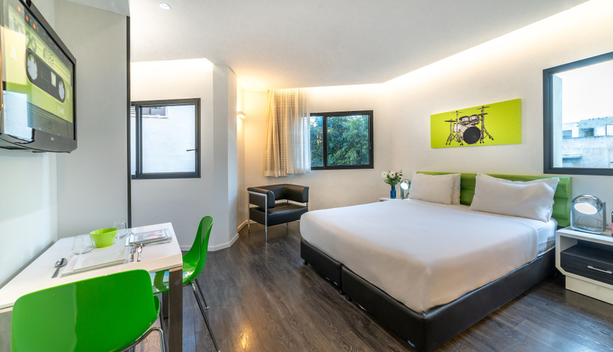 Bedroom 2, 130 Rock Apartments