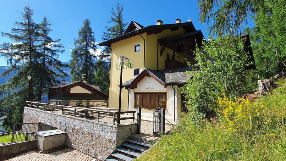 Exterior & Views 2, Residence Stelvio, Sondrio