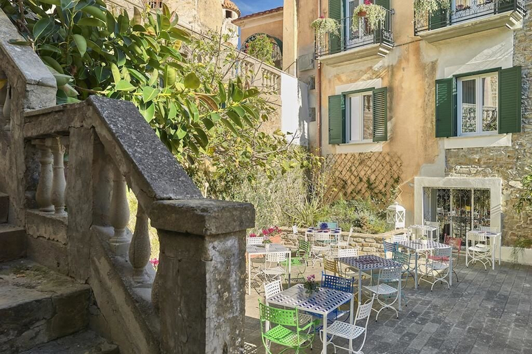 Exterior & Views 1, Palazzo Gentilcore, Salerno