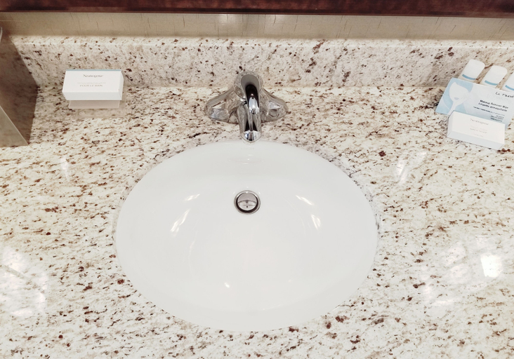 Bathroom 5, Homewood Suites by Hilton Calgary-Airport, Alberta, Canada, Division No. 6