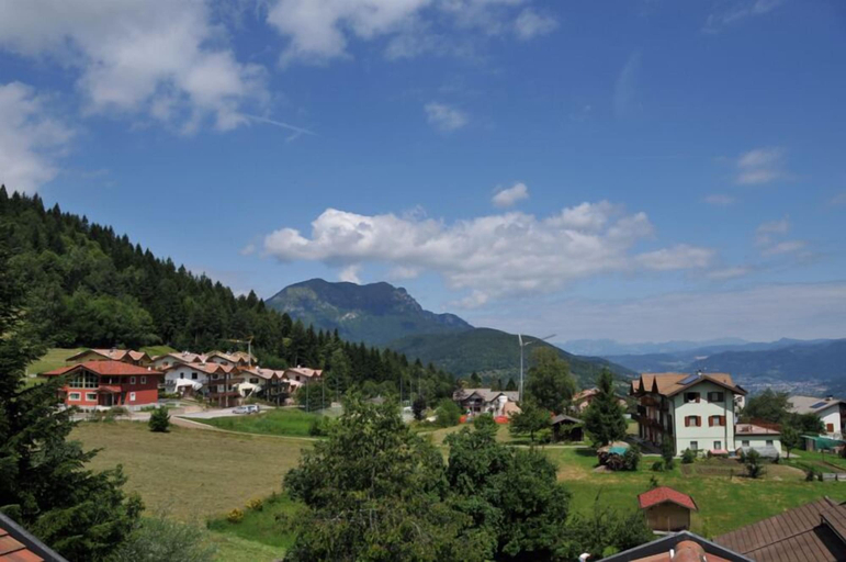 Others 4, Hotel Al Pian, Trento