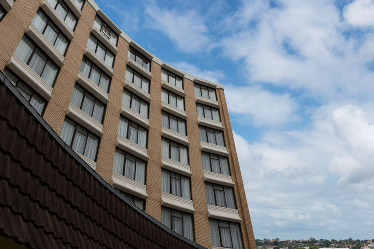 Exterior & Views 2, Rydges Camperdown, Sydney