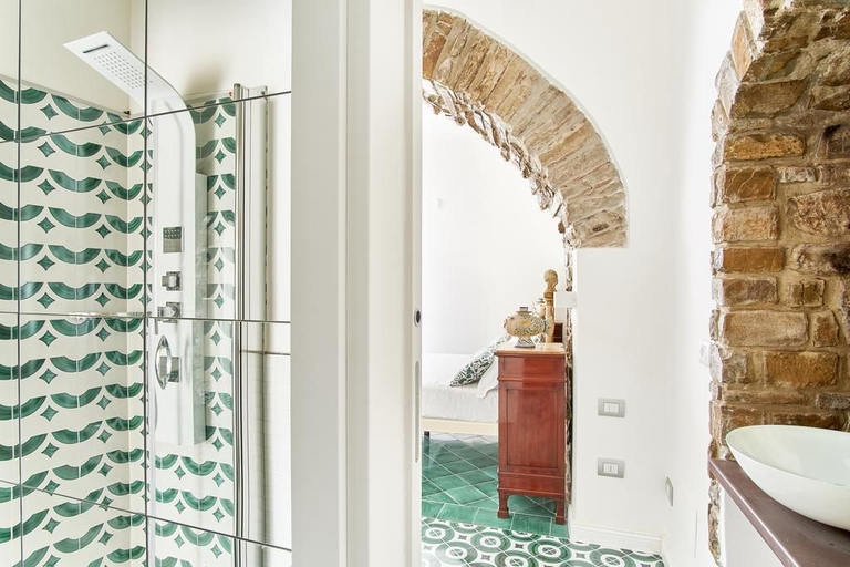 Bathroom 4, Palazzo Gentilcore, Salerno