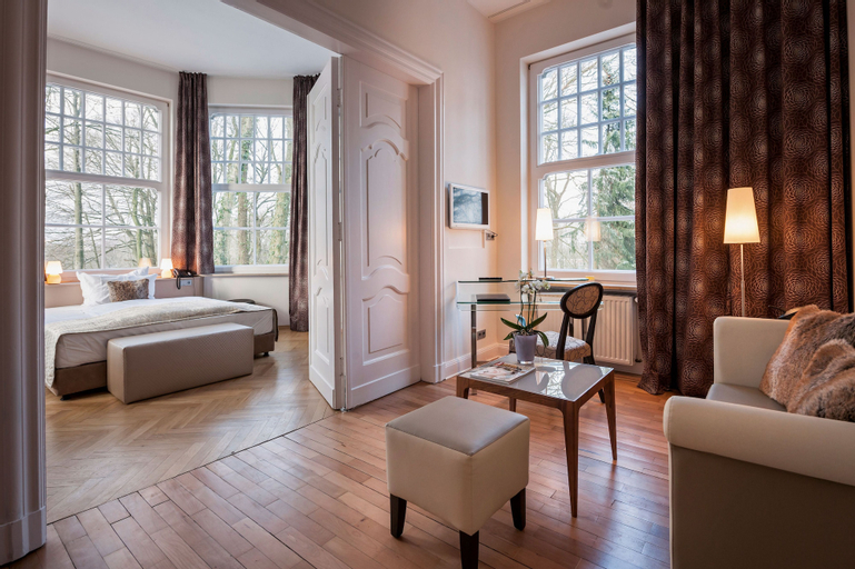 Bedroom 13