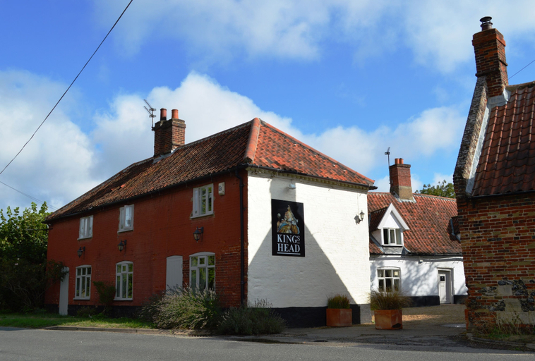 Exterior & Views 2, The Kings Head Bawburgh, Norfolk