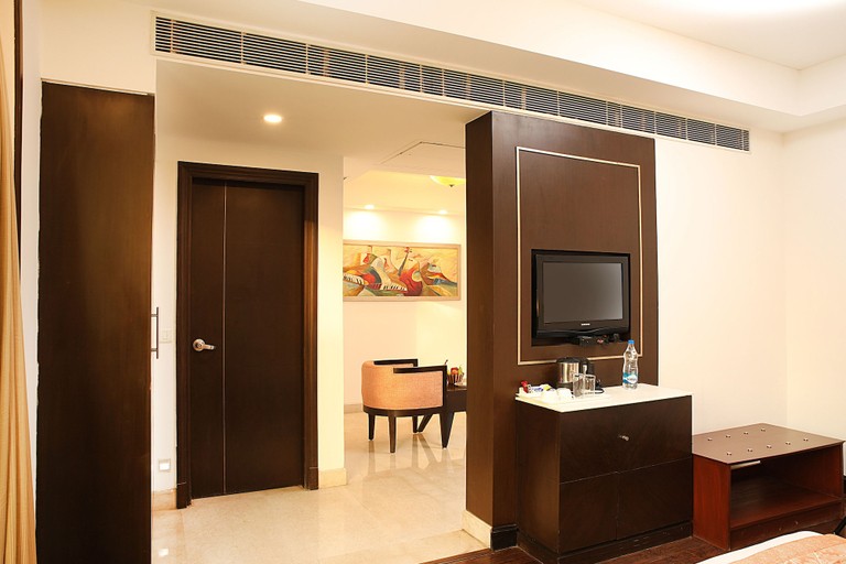 Bathroom 4, Inde Hotel Vista Woods, Gurgaon