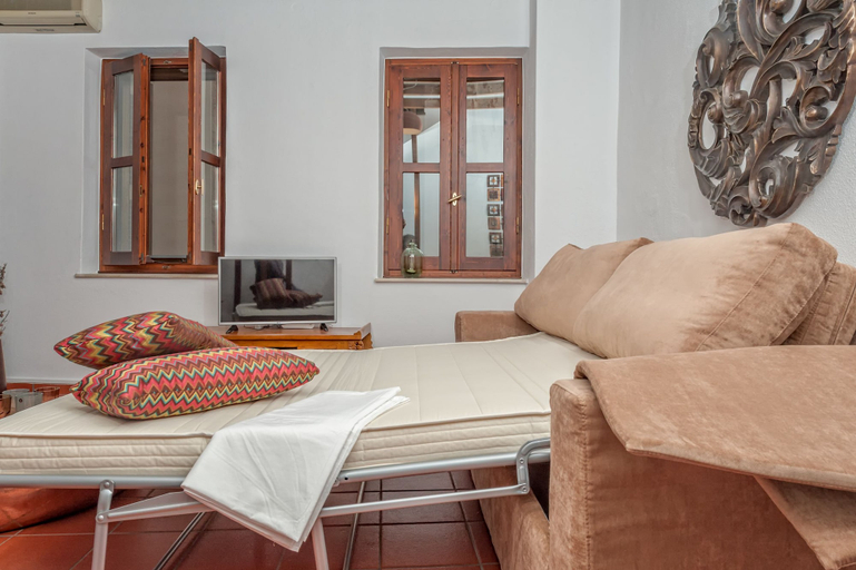 Bedroom 3, Casa Sabbionara, Crete
