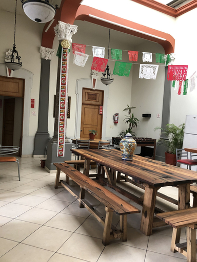 Food & Drinks, Hostel Lit, Guadalajara