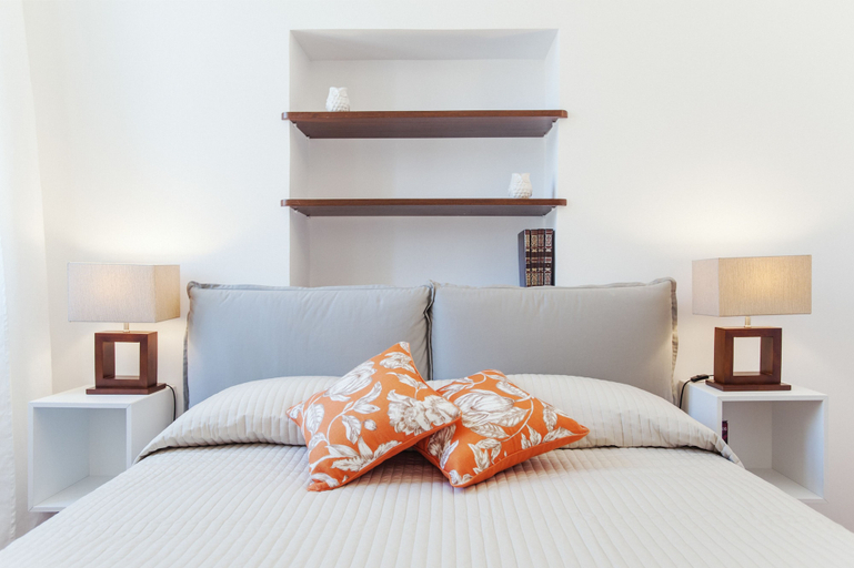 Room 5, Lungaretta 3 - WR Apartments, Rome