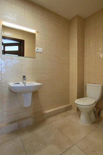Bathroom 5, Sill Kielce, Kielce City