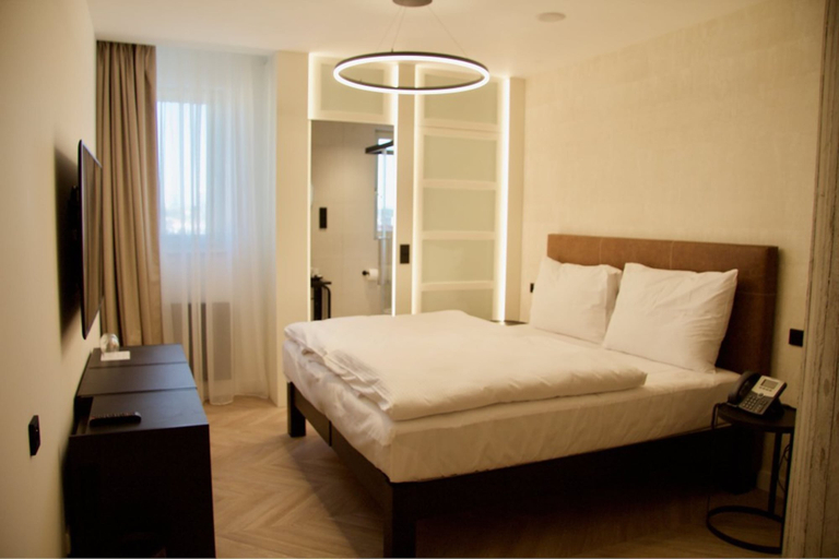 Bedroom 2, Red and Blue Design Hotel Prague, Praha 6