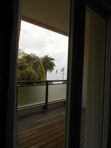 Exterior & Views 12