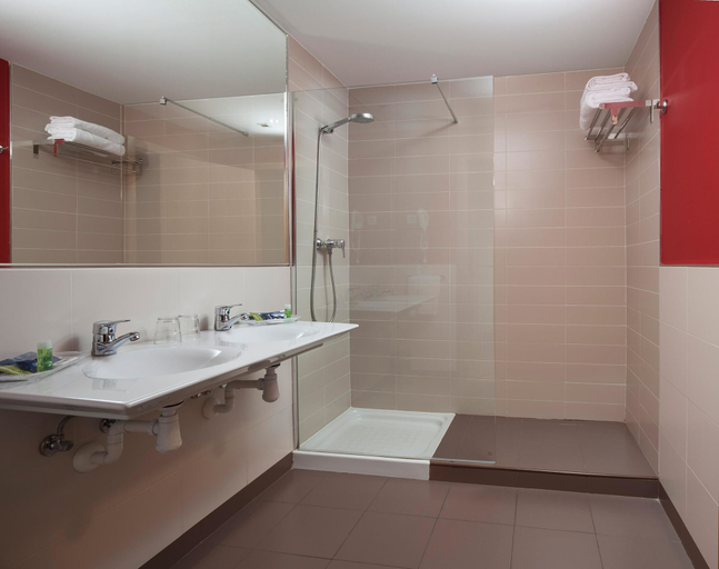 Bathroom 4, Hotel Naval Sestao, Vizcaya