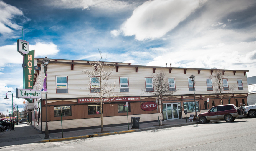 Exterior & Views 2, Edgewater Hotel, Yukon