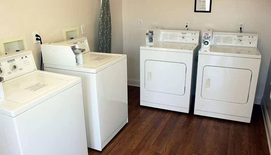 Bathroom 4, Affordable Suites Wilson, Wilson