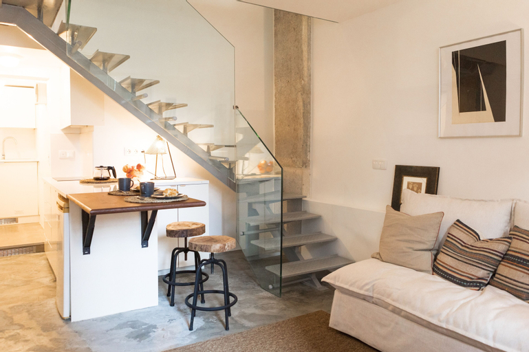 Janelas Verdes Stylish Tailor Made Flat, Lisboa