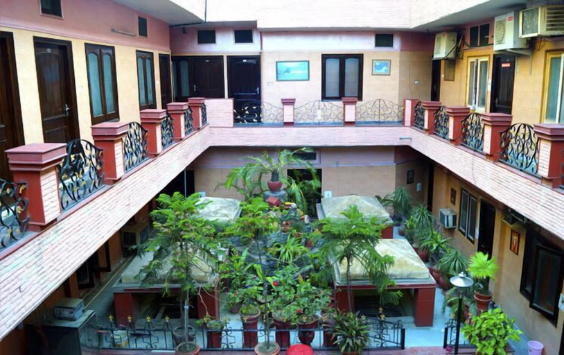 Exterior & Views 2, Hotel Shiraz Continental, Amritsar