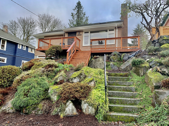 Exterior & Views 2, Seattle Vacation Home - Columbia City 3, Seattle