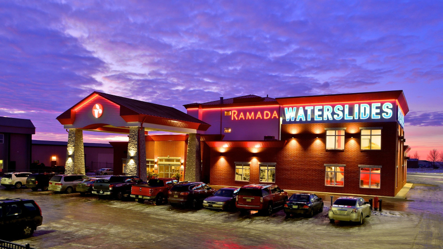 Exterior & Views 2, Ramada by Wyndham Emerald Park/Regina East, Division No. 6