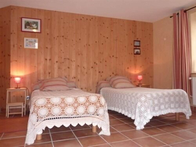 Bedroom 2, La Ferme Du Chapi, Rhône