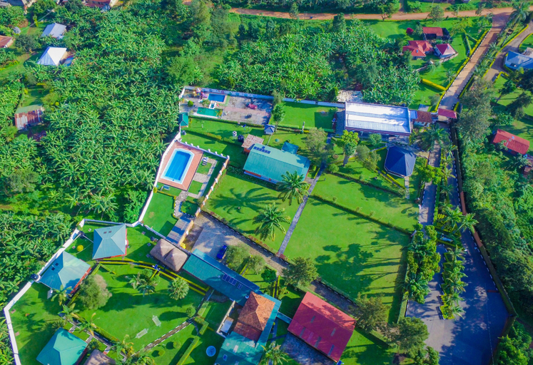 Exterior & Views 2, Ataco Country Resort, Fort Portal
