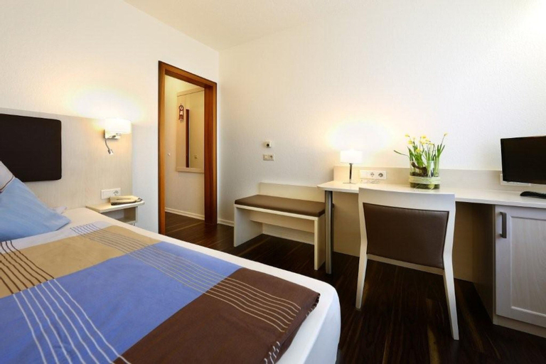 Bedroom 3, Hotel Kaiserpfalz, Paderborn