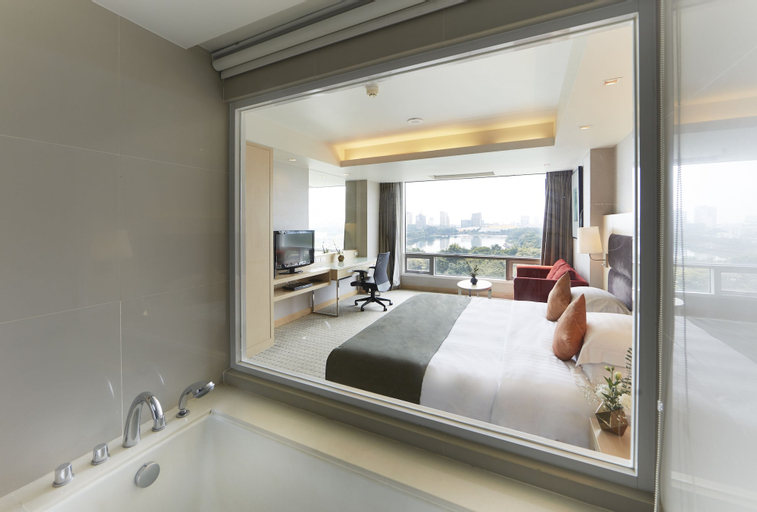 Bedroom 13