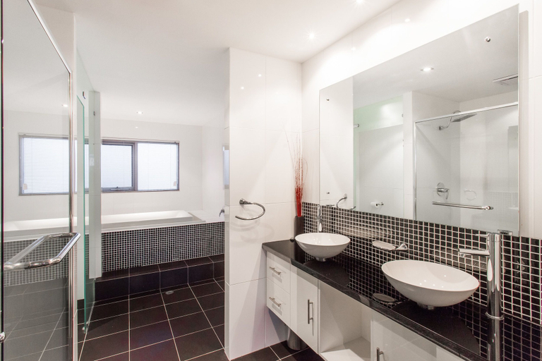 Bathroom 3, Spinnakers by Rockingham Apartments, Rockingham