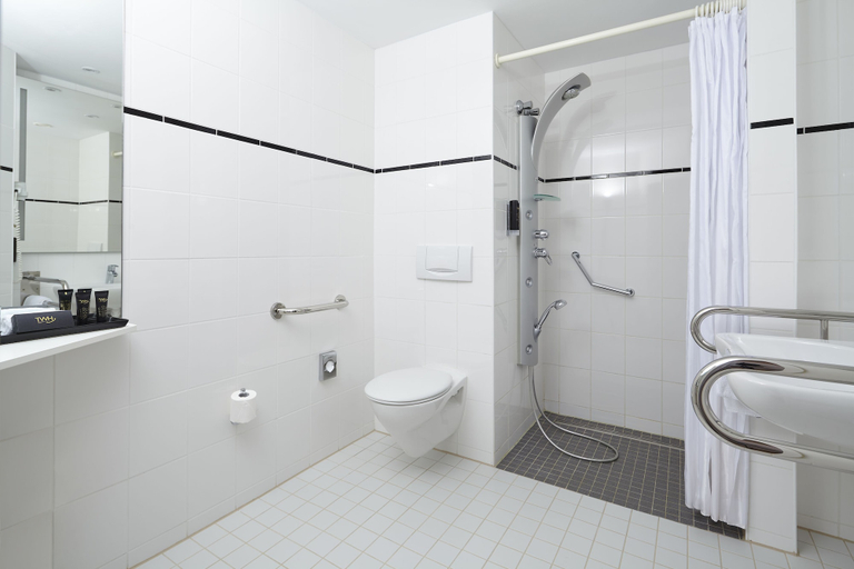 Bathroom 4, Trans World Hotel Kranichhöhe, Rhein-Sieg-Kreis