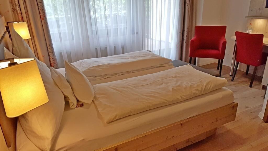 Bedroom 3, Landgasthaus Zollerstuben, Bodenseekreis