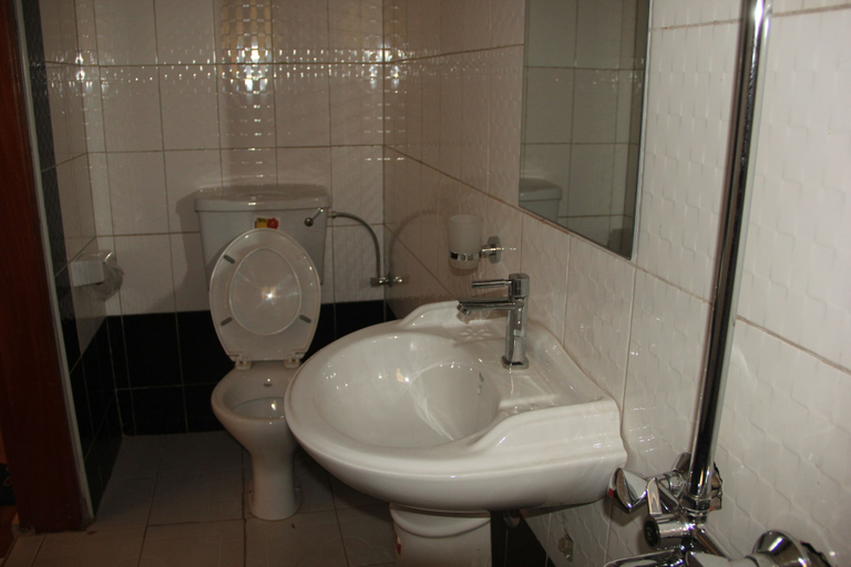 Bathroom 4, Saltek Forest cottages, Buruli