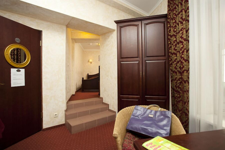 Bedroom 2, Monte Kristo Hotel, Riga