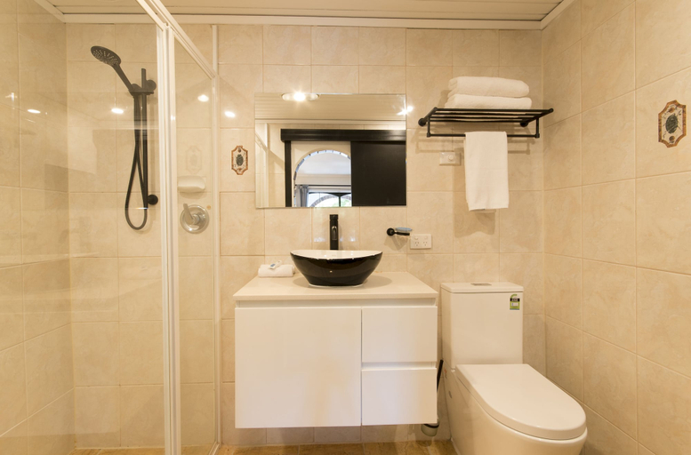 Bathroom 4, The Manor Basket Range, Adelaide
