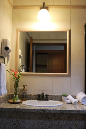 Bathroom 4, Hotel Ladera, Boquete