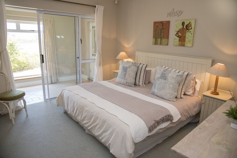 Bedroom 2, 20 Dunnage, Eden